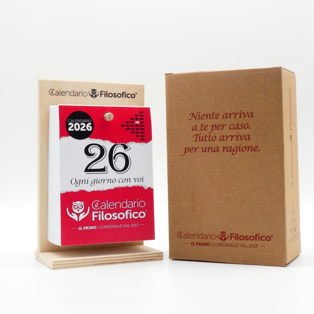 Calendario Filosofico 2026 - A6 PICCOLO  10x14 cm - con Supporto in Legno