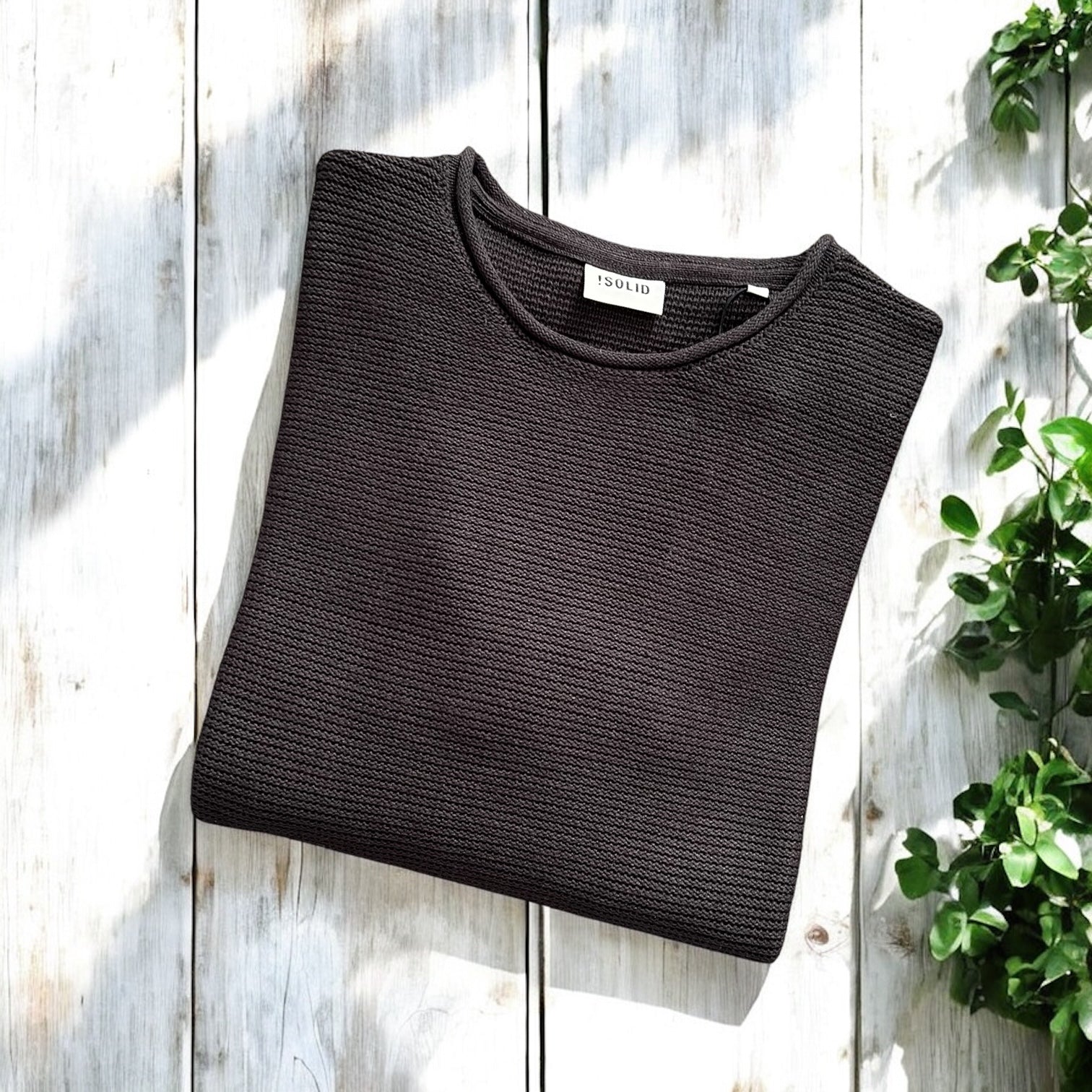 Pull Jarah Nero